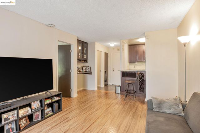 3 Admiral Drive #268, Emeryville, CA 94608