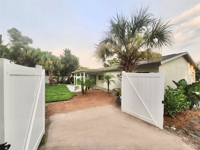 2235 ANASTASIA WAY S, St Petersburg, FL 33712