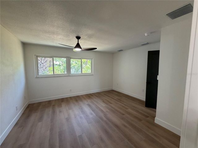 2235 ANASTASIA WAY S, St Petersburg, FL 33712