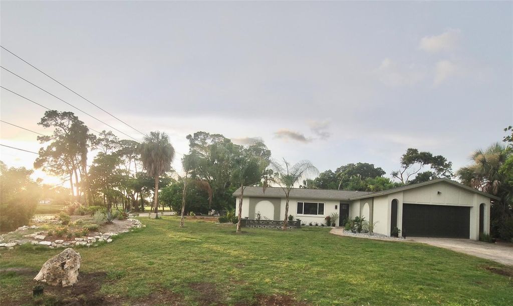 2235 ANASTASIA WAY S, St Petersburg, FL 33712