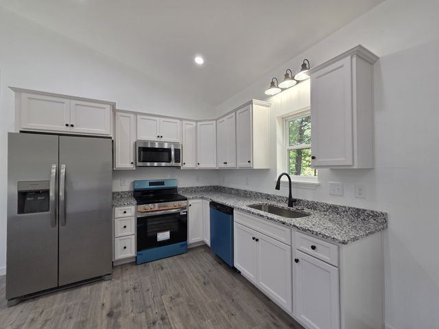 30036 Piper Road, Bon Aqua, TN 37025
