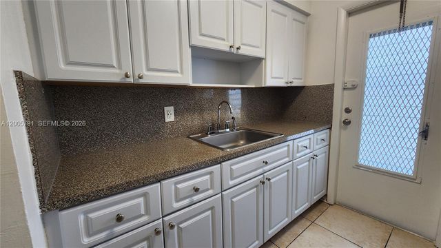 1231 Pennsylvania Ave 10, Miami Beach, FL 33139