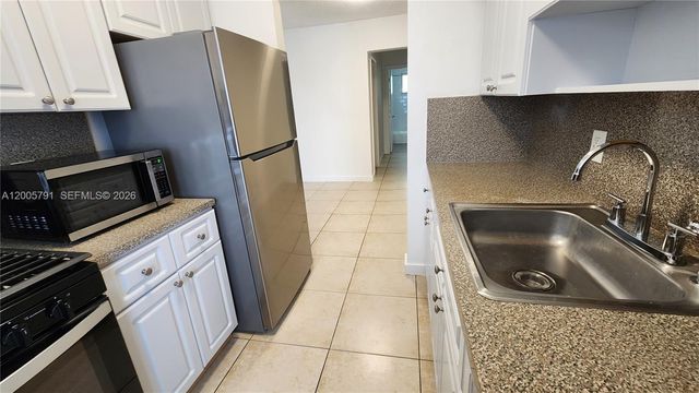 1231 Pennsylvania Ave 10, Miami Beach, FL 33139