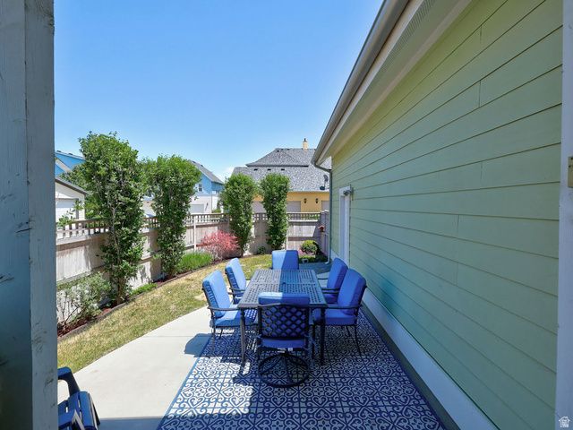 10693 S WISTFUL WAY, South Jordan, UT 84009