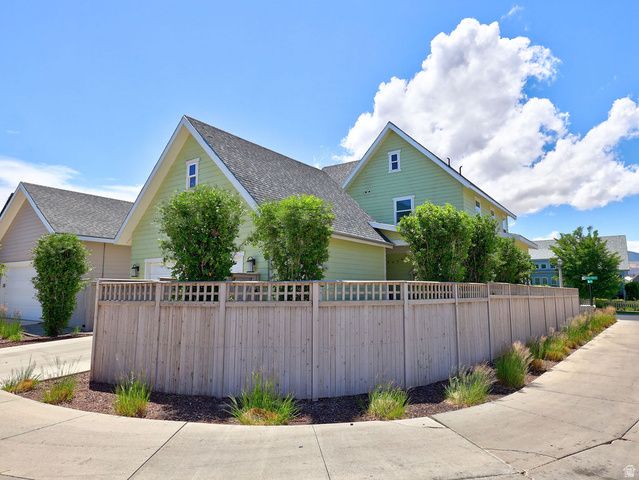 10693 S WISTFUL WAY, South Jordan, UT 84009