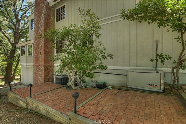 30184 Skyline Drive, Running Springs, CA 92382