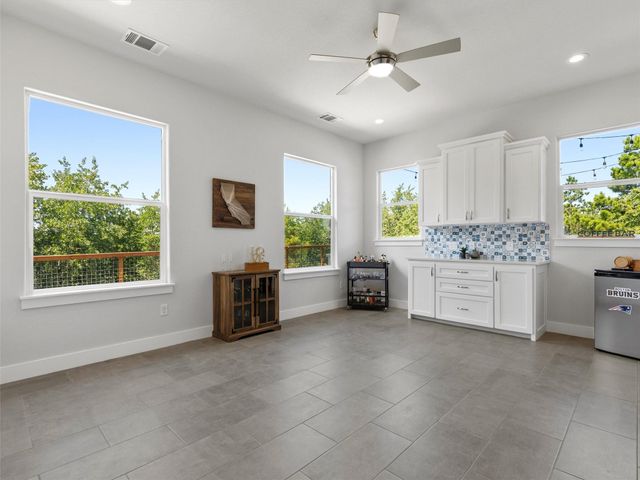 106 Pinecrest DR, Bastrop, TX 78602