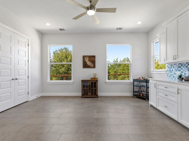 106 Pinecrest DR, Bastrop, TX 78602