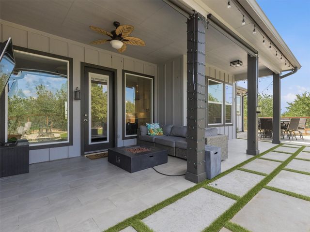 106 Pinecrest DR, Bastrop, TX 78602