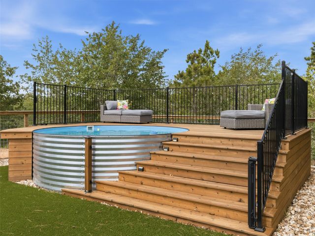 106 Pinecrest DR, Bastrop, TX 78602