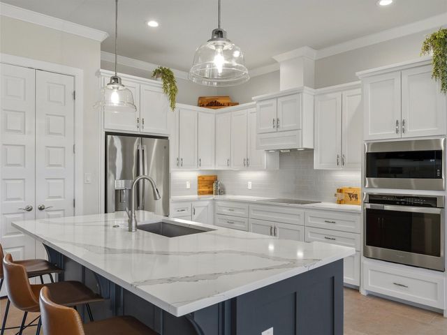 106 Pinecrest DR, Bastrop, TX 78602