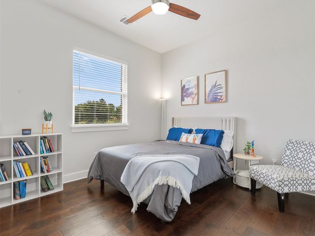 106 Pinecrest DR, Bastrop, TX 78602