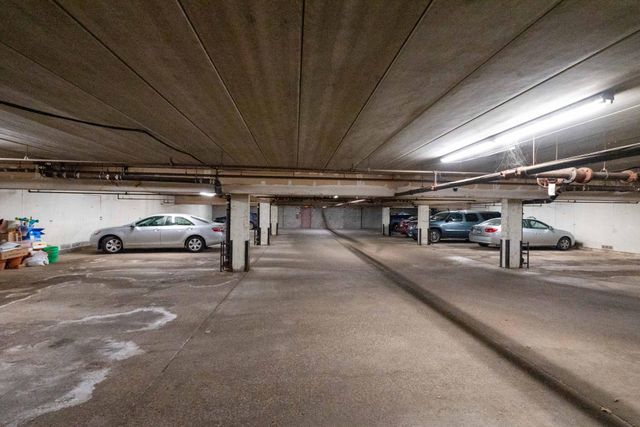 1720 3rd Avenue S 101, Minneapolis, MN 55404