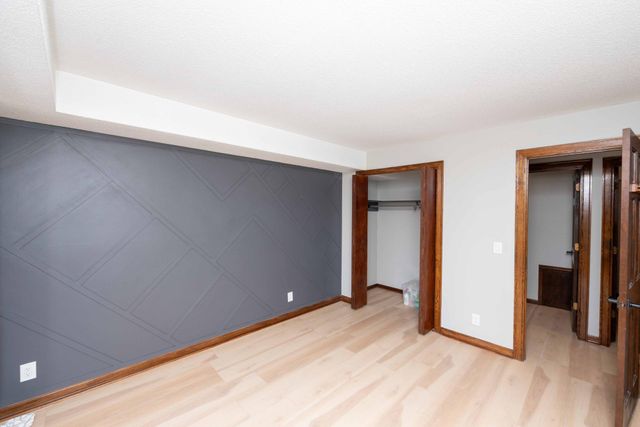 1720 3rd Avenue S 101, Minneapolis, MN 55404