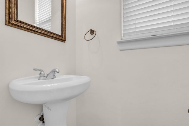 1803 Stacy Crest, Houston, TX 77008