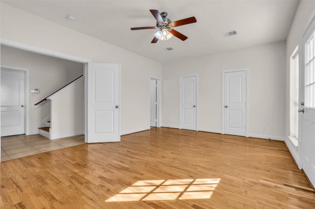 1803 Stacy Crest, Houston, TX 77008