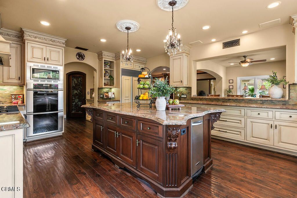 Image 14 of property listing at 10799 E Las Posas Road, Santa Rosa, CA 93012