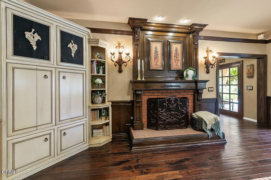 Image 32 of property listing at 10799 E Las Posas Road, Santa Rosa, CA 93012