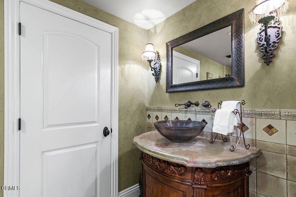 Image 41 of property listing at 10799 E Las Posas Road, Santa Rosa, CA 93012