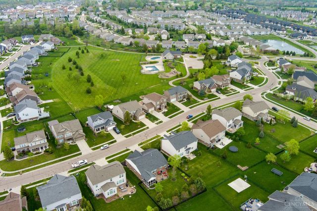 155 Clearsprings Drive, Springboro, OH 45066