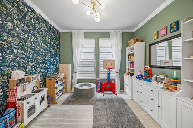 4020 Starbright Street, Houston, TX 77018