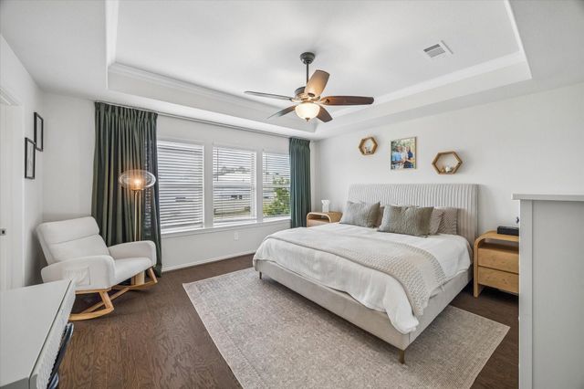 4020 Starbright Street, Houston, TX 77018