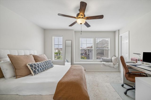4020 Starbright Street, Houston, TX 77018