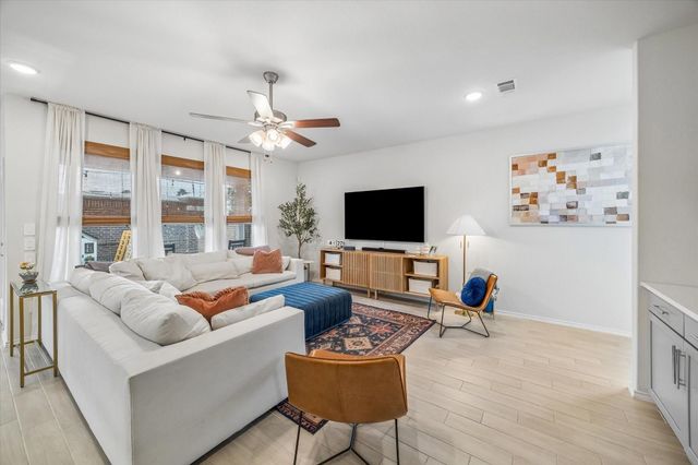 4020 Starbright Street, Houston, TX 77018