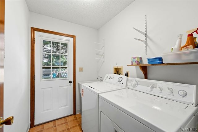 222 Warner Road, Lancaster, NY 14086