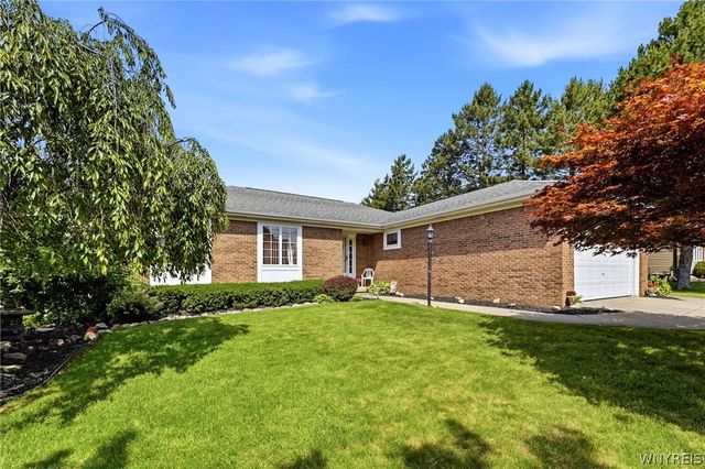 222 Warner Road, Lancaster, NY 14086