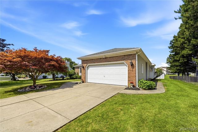 222 Warner Road, Lancaster, NY 14086