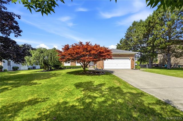 222 Warner Road, Lancaster, NY 14086