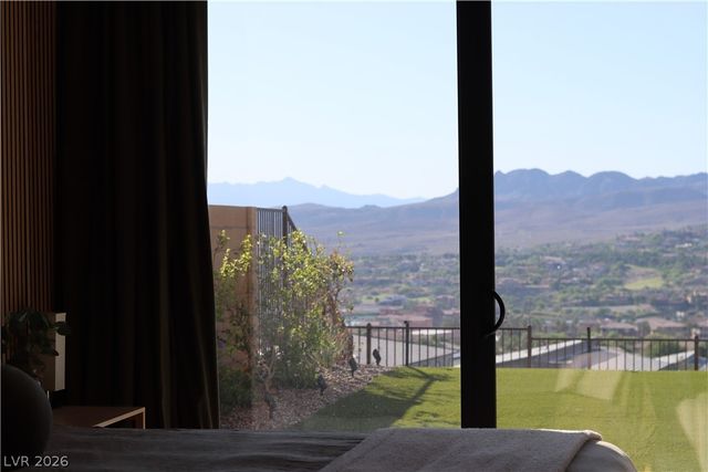 38 Sand Star Lane, Henderson, NV 89011