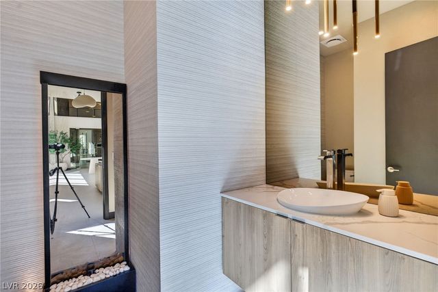 38 Sand Star Lane, Henderson, NV 89011