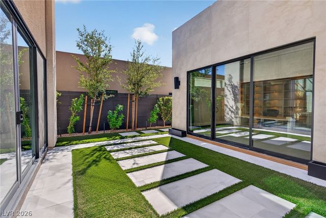38 Sand Star Lane, Henderson, NV 89011