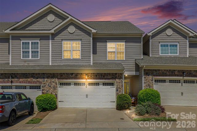 2020 Cramer Place Court, Cramerton, NC 28032