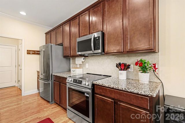 2020 Cramer Place Court, Cramerton, NC 28032