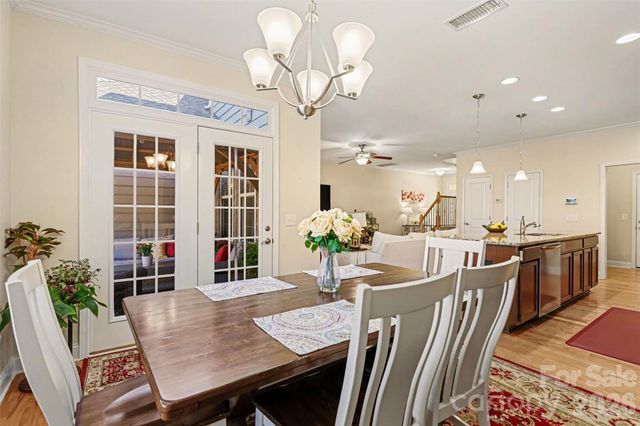 2020 Cramer Place Court, Cramerton, NC 28032