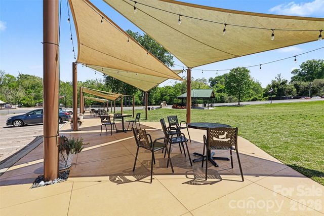 2020 Cramer Place Court, Cramerton, NC 28032