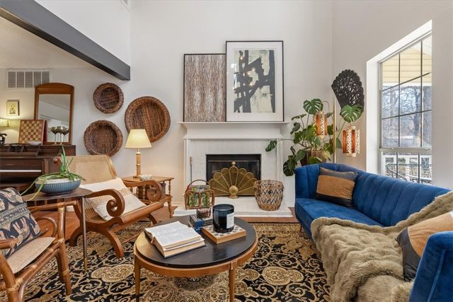 12924 Douglas Lane, Rogers, AR 72756