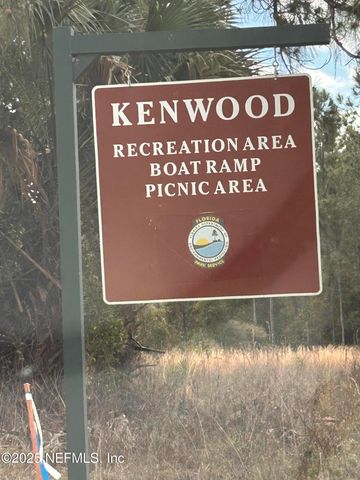 100 KENWOOD BOAT RAMP Road, Interlachen, FL 32148