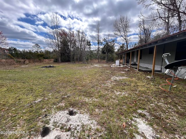 100 KENWOOD BOAT RAMP Road, Interlachen, FL 32148