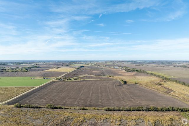 1229 HCR-3112, Abbott, TX 76621