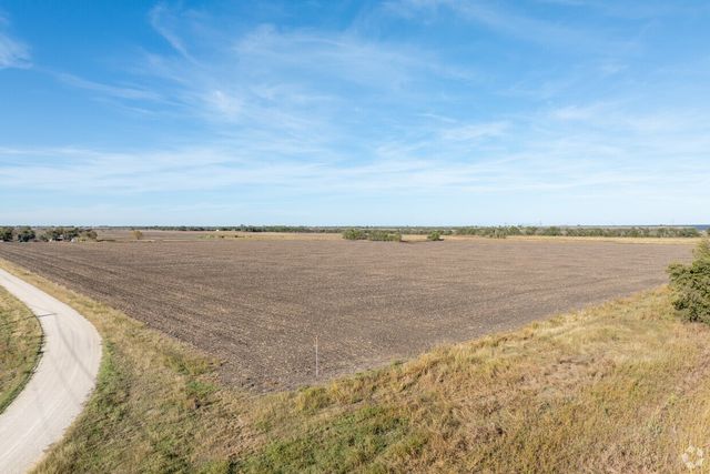 1229 HCR-3112, Abbott, TX 76621