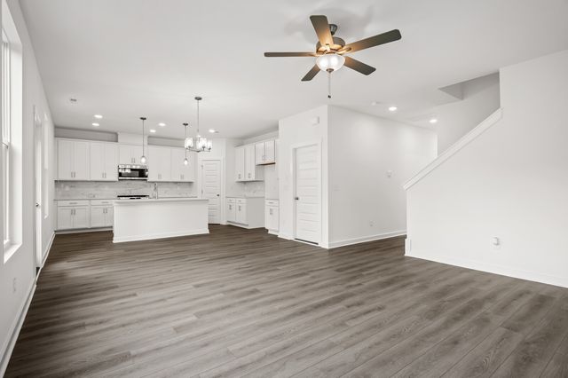 8004 Netterfield Drive, White House, TN 37188