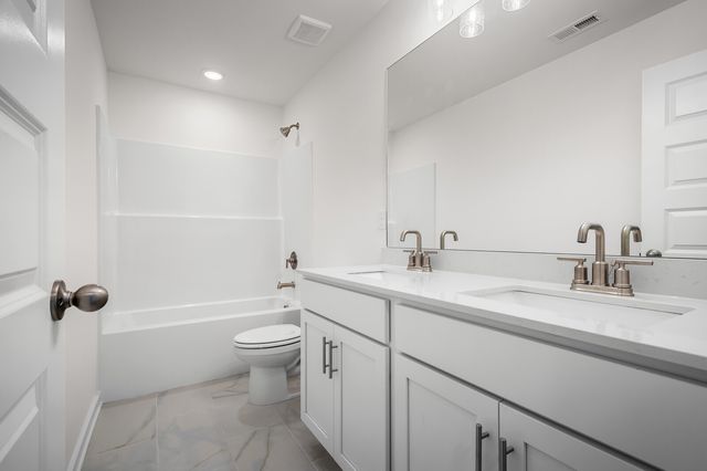8004 Netterfield Drive, White House, TN 37188
