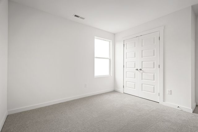 8004 Netterfield Drive, White House, TN 37188