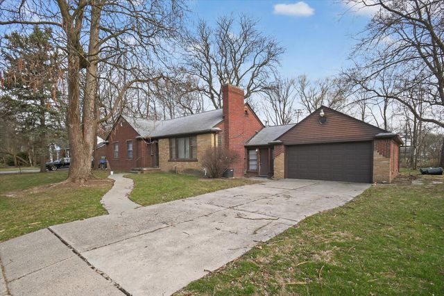 18759 Huntington Avenue, Harper Woods City, MI 48225