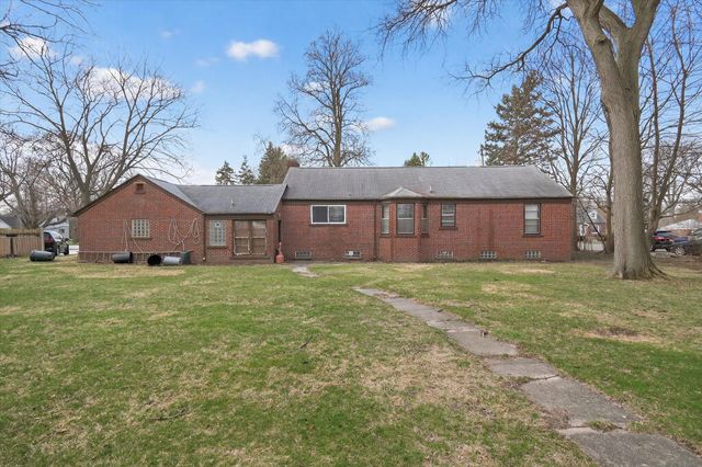 18759 Huntington Avenue, Harper Woods City, MI 48225