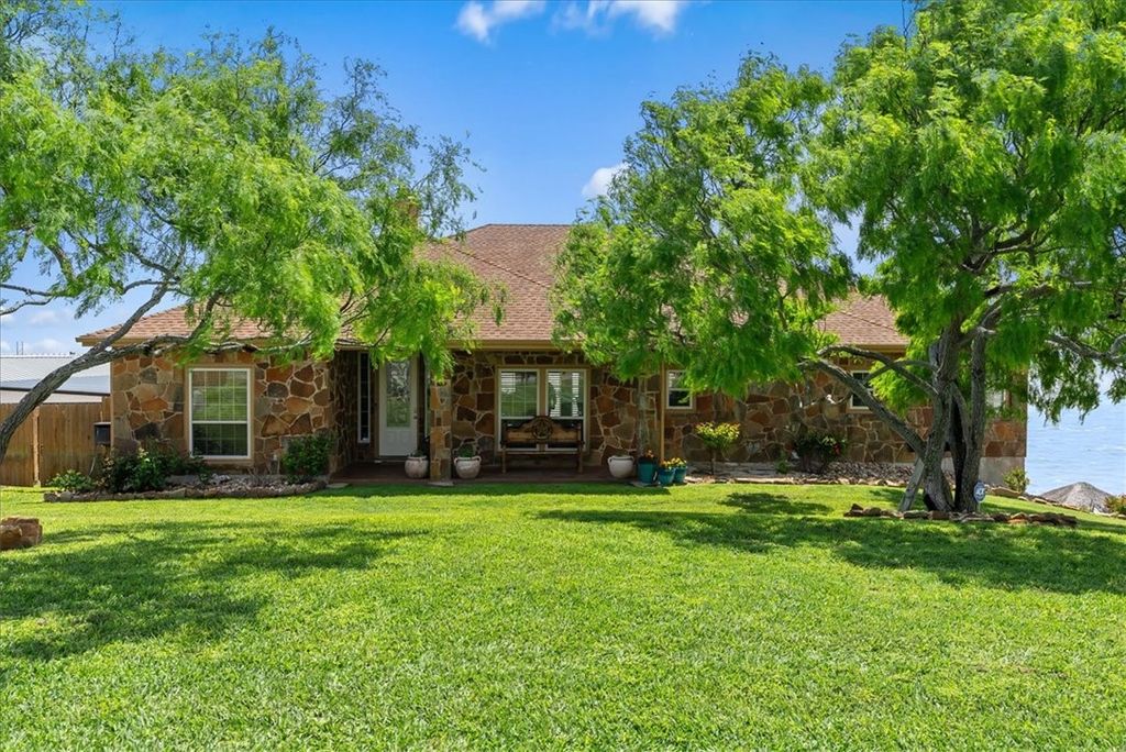 9129 County Road 2226, Taft, TX 78390 — exterior